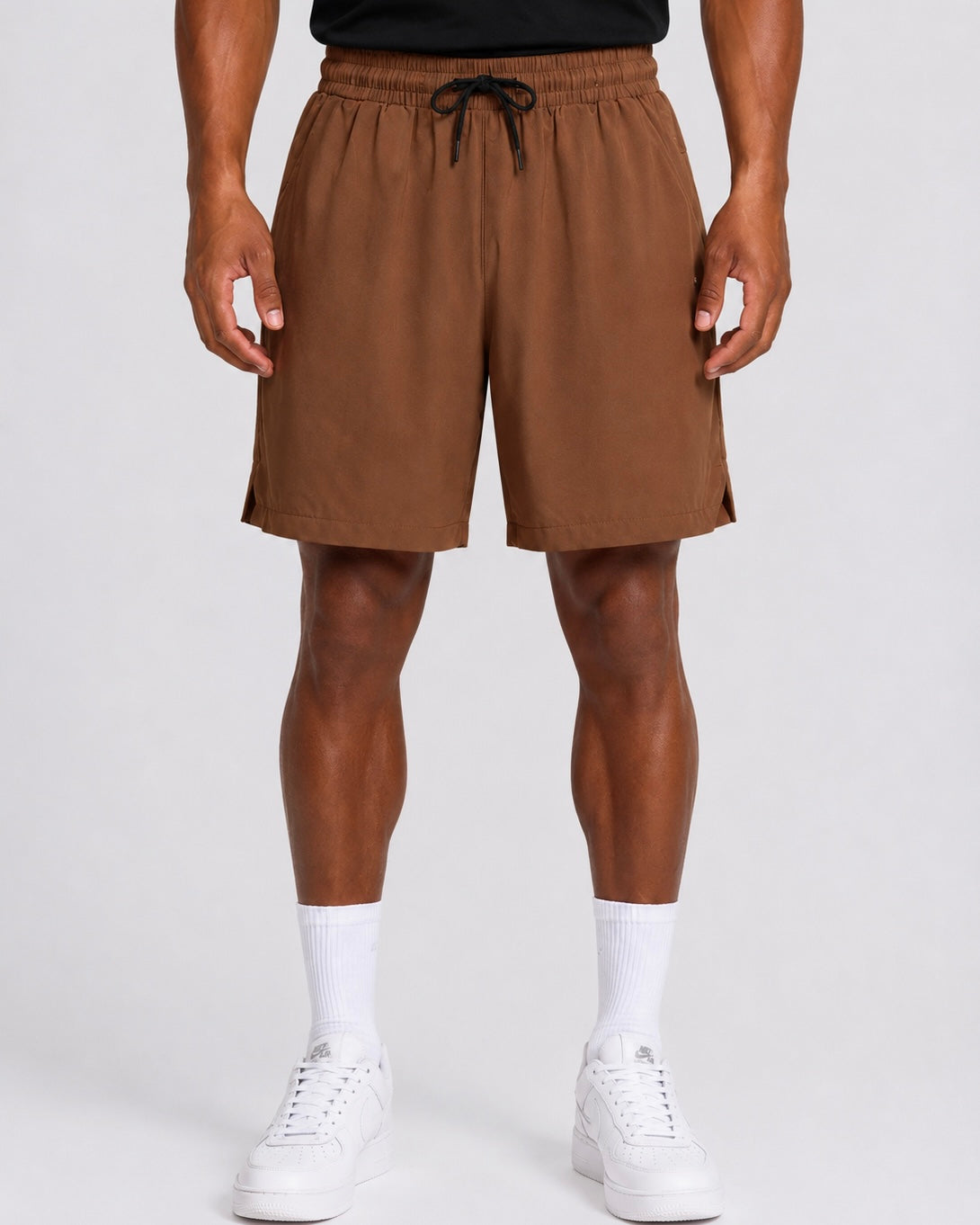 Men’s UR-9 Relaxed-Fit Sports Shorts – Caramel