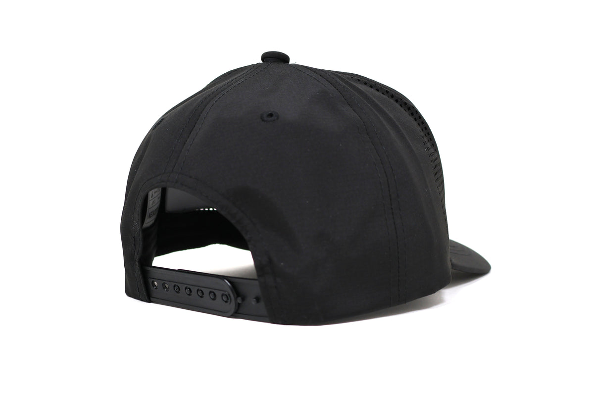 Brooklyn Adjustable Baseball Cap – Black