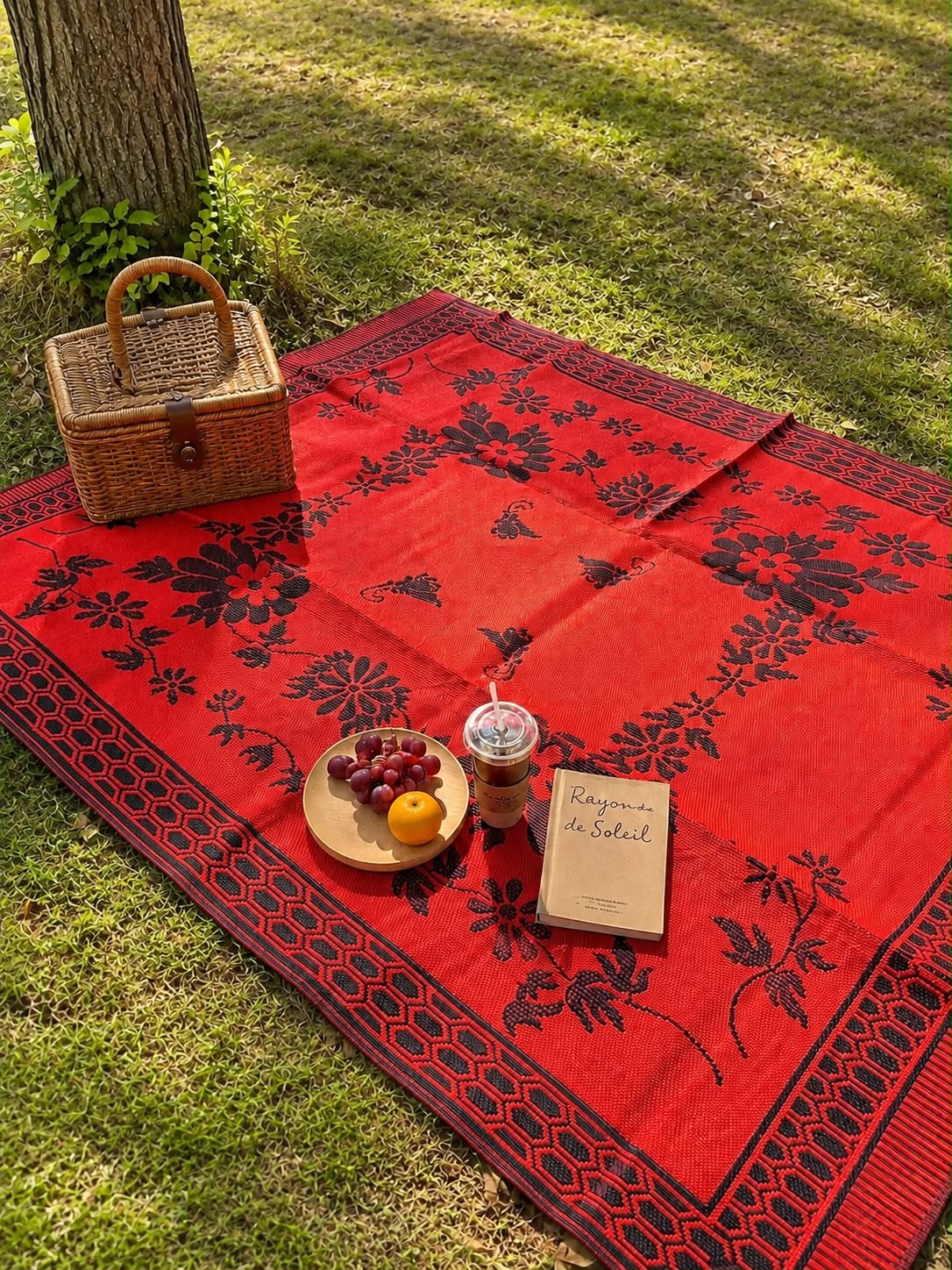 Folding Plastic Outdoor Mat – 1.8 × 2.7m