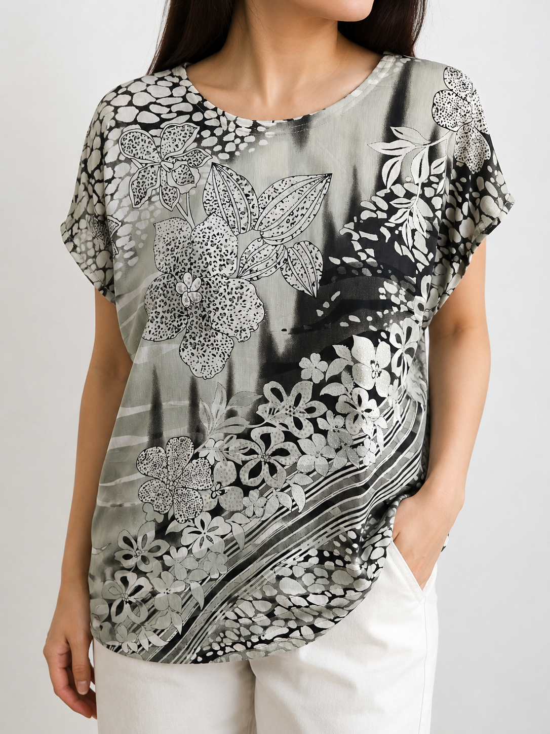 Ladies Printed Diamante Blouse – Grey