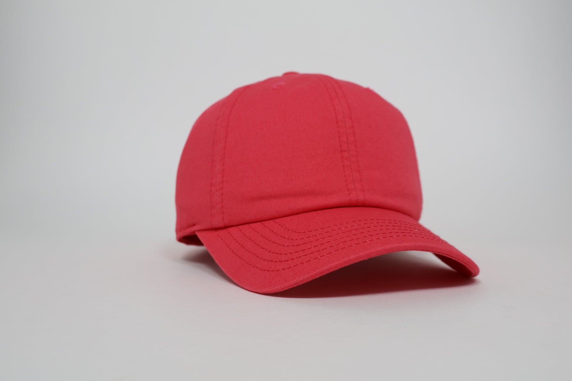 Men's Oxblood Baseball Cap – Rich Burgundy Tone with Classic Curved Brim and Adjustable Fit